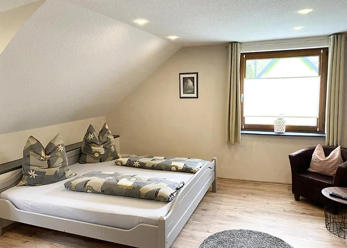 Haus Gisela - Schlossberg 公寓